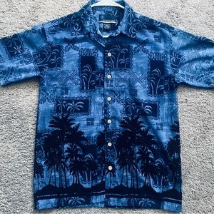 Boys medium (men’s small) extreme gear Hawaiian shirt
